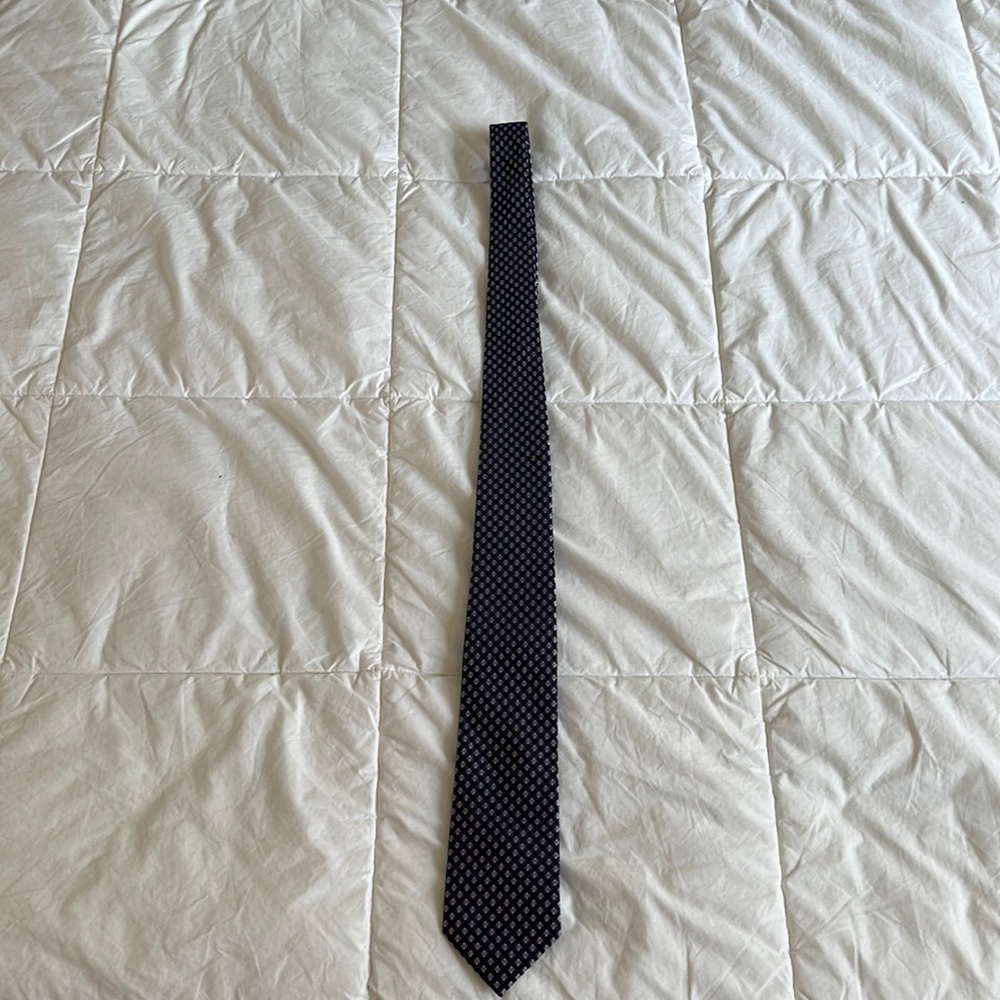 Michael Kors navy and purple tie